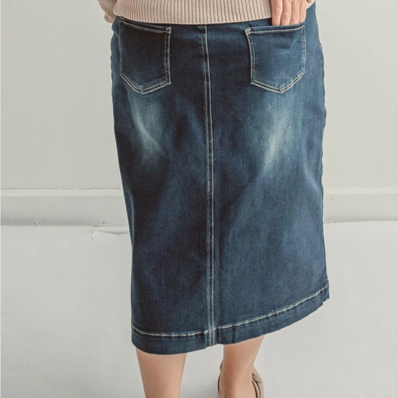 Salt and Honey Denim Skirt - Picture 2 of 5